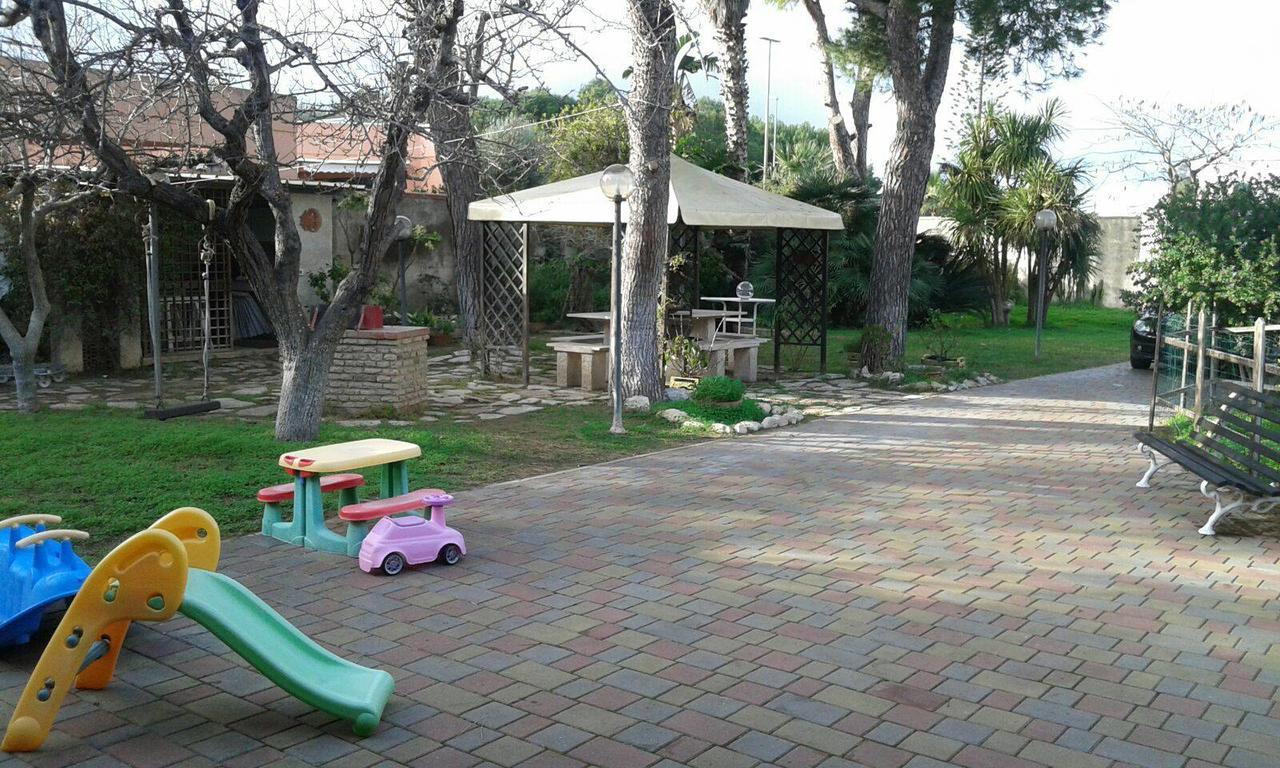 Casina Delle Arti Acomodação com café da manhã San Cataldo  Exterior foto